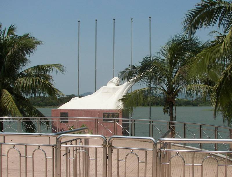 Ƭ 032.jpg